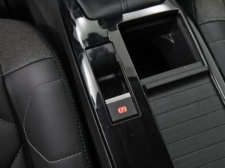 Citroën C4 PureTech 130 S&S 6v Shine