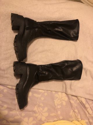 Botas altas negras