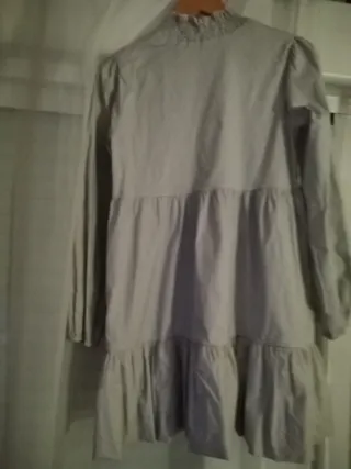 Vestido Zara gris corto talla S