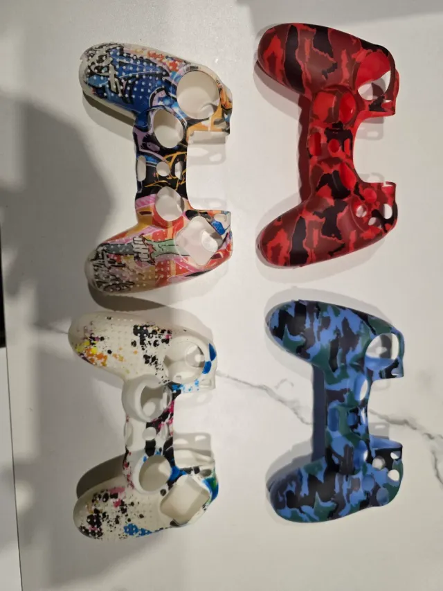 PlayStation 4 Slim Negra