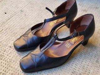 Scarpe vintage artigianali nere VERA PELLE 37,5