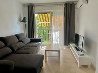 Piso con terraza en Dos Hermanas.