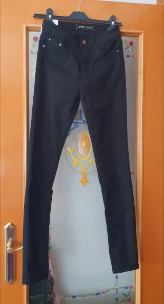 Pantalón vaquero negro T/S