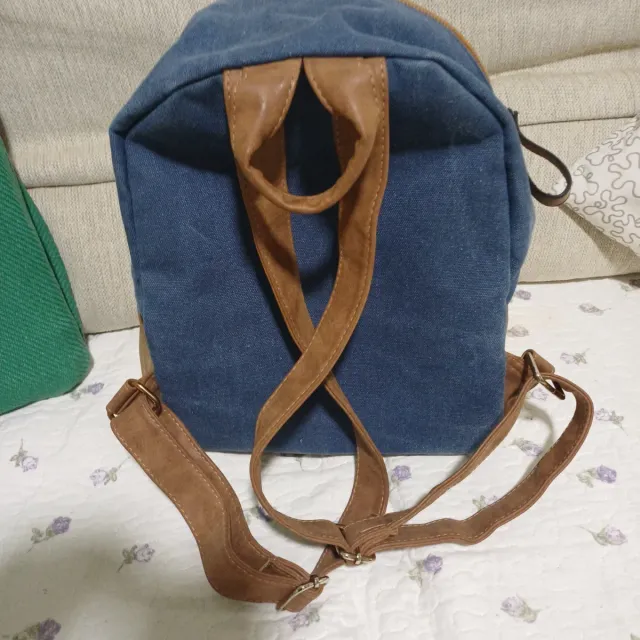Mochila cuero y vaquera