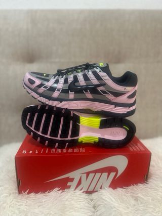 Zapatillas Nike P-6000 Negro Rosa