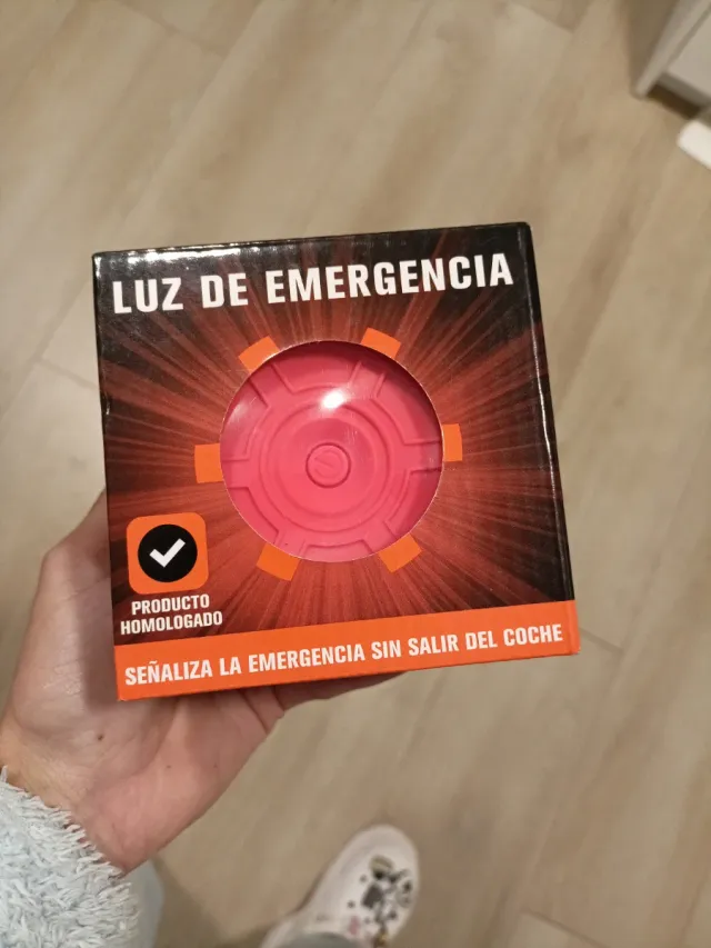 Luz de emergencia homologada