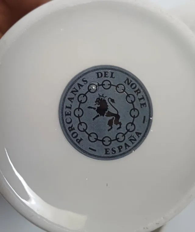 Juego de té de porcelana blanco