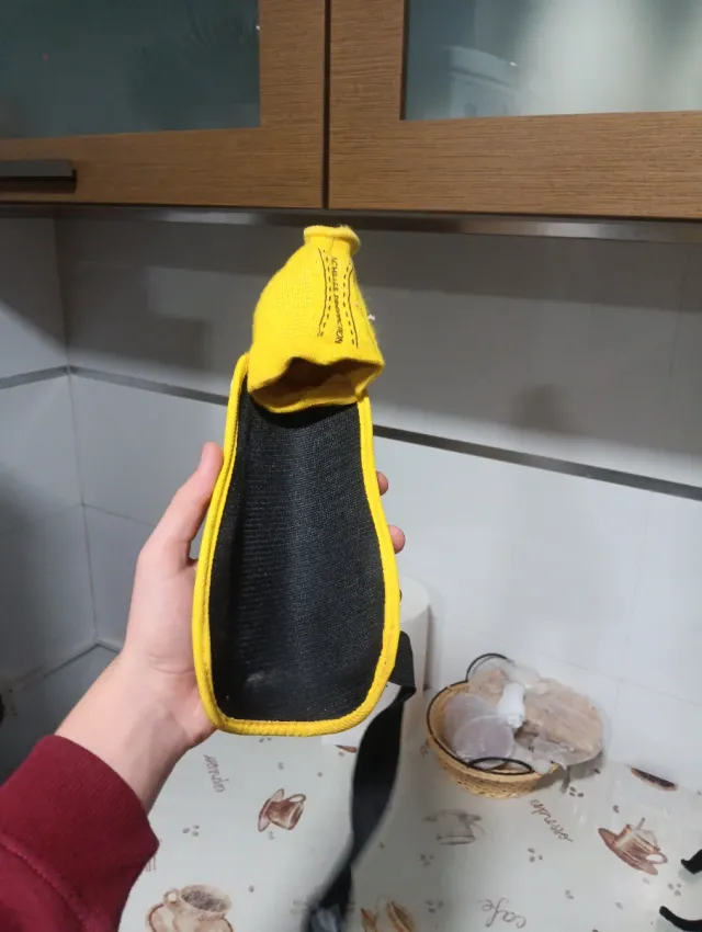 Espinilleras Shield Fútbol Amarillas