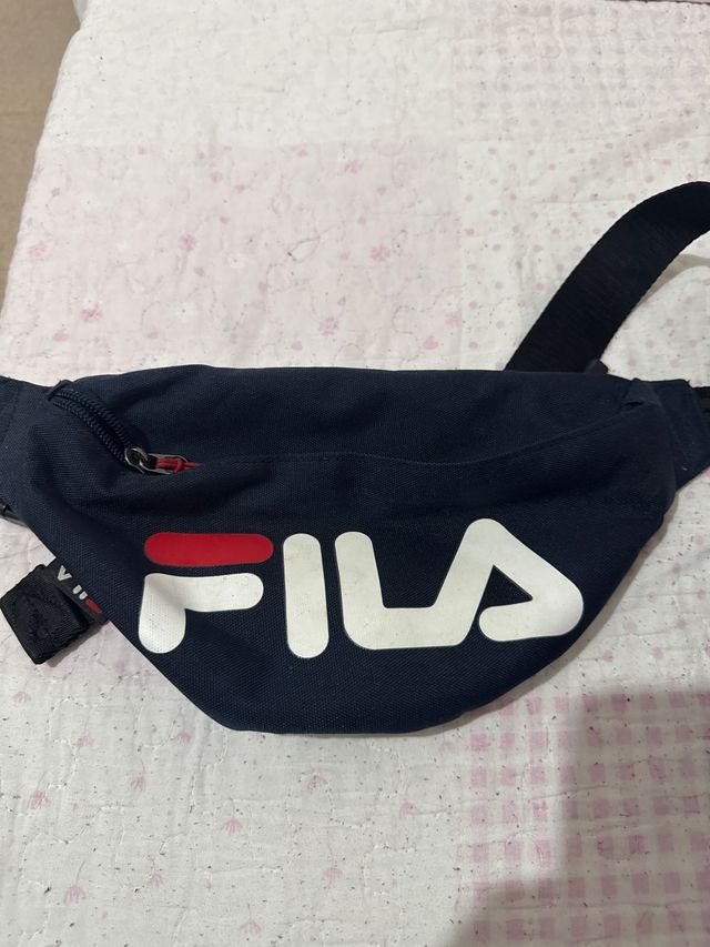 Riñonera Fila Azul y Roja, nueva