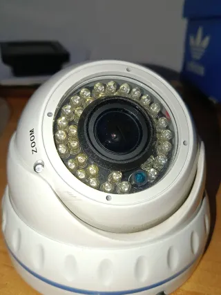 Cámara Vigilancia Exterior Blanca