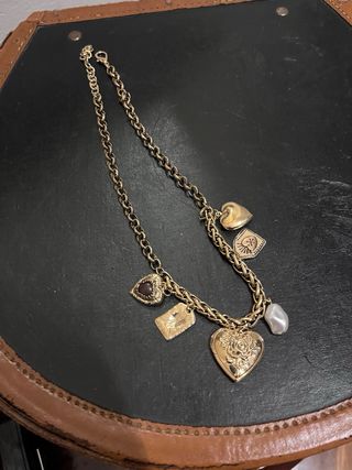 Collana vintage con ciondoli oro e viola