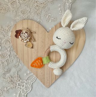 Sonaglio coniglietto con carota