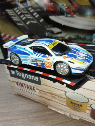 Coche Ferrari GT Carrera Go 1:43