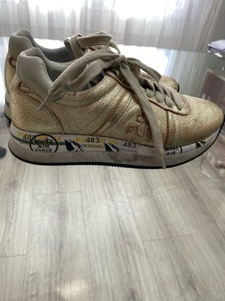 Zapatillas Premiata Doradas