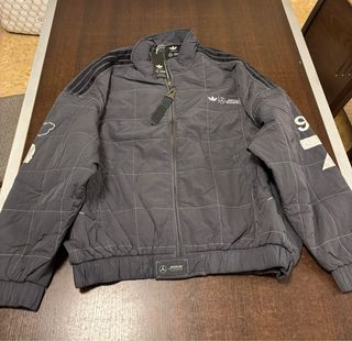 Chaqueta Adidas x Mercedes AMG f1 x Bad Bunny- XL