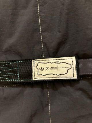 Chaqueta Adidas x Mercedes AMG f1 x Bad Bunny- XL