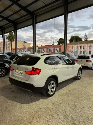 BMW X1 2012