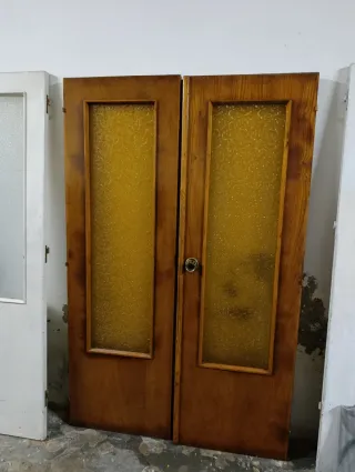 Puertas de madera con cristal