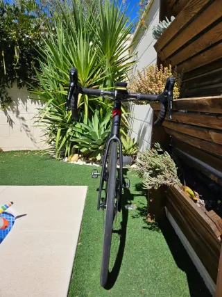 Bicicleta Merida Reacto 4000, talla M. Ruedas carb