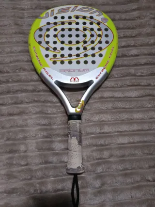 Pala Padel Vision Magnum + Funda