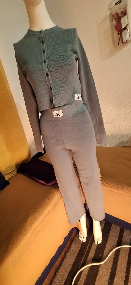 Conjunto Calvin Klein .