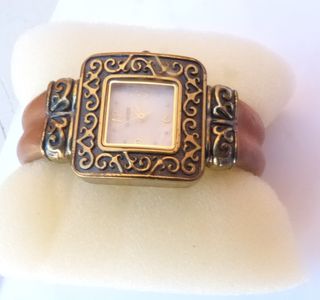 Reloj Chico's Mujer Dorado y Blanco