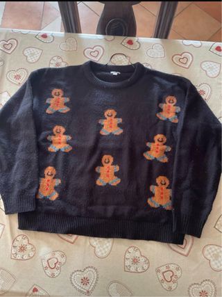 Maglioncino nero con omini pan di zenzero