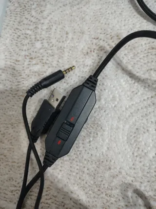 Cascos Gaming Colusi CLS100 Pro+