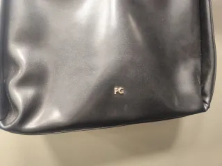 Bolso Purificación García Negro Cadena dorada