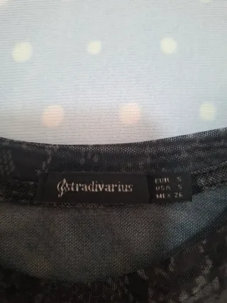 Top manga larga S con estampado serpiente