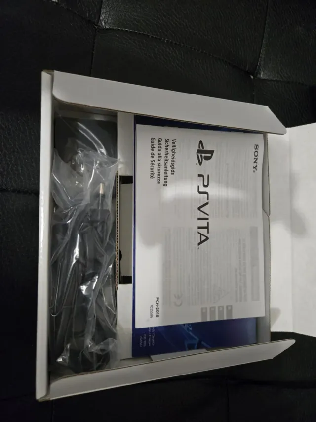 Sony PS Vita Negra Nueva a Estrenar