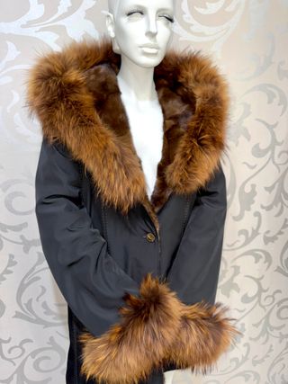 Abrigo reversible estilo piel