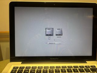 MacBook Pro 13 2012 con MacOS y Windows. i5/16Gb