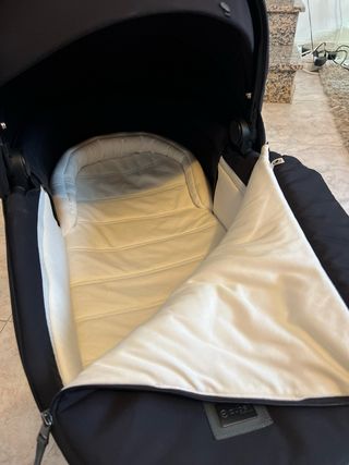 Cybex Silla de Paseo Negra  capaso
