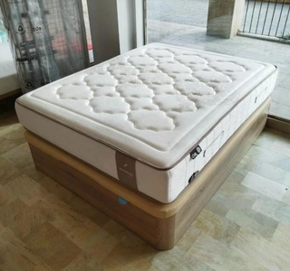 Materassi e divani nuovi 90/135/154