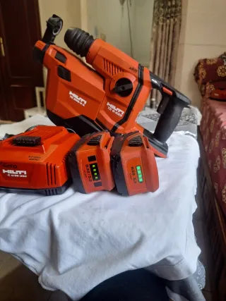 Hilti TE 6-A22 Martillo con dos Baterías Cargador