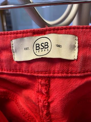 Pantalones vaqueros BSB rojos