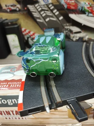 Coche Spiderman Marvel Carrera Go 1:43