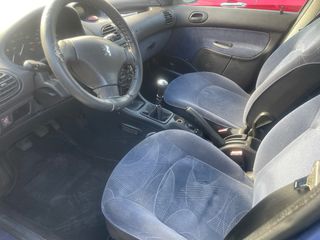 Peugeot 206 2002