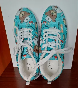 Tenis 37 estampado sanitario