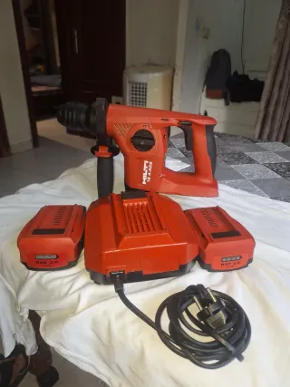 Taladro Hilti TE 4-A22 con batería y cargador