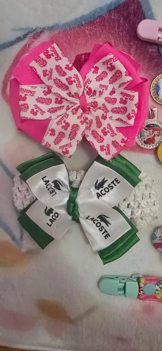 Lazos de bebé hecho a mano