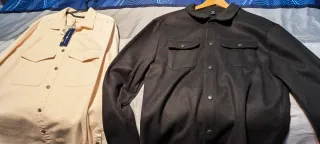 2 Camisas nuevas beige y negra
