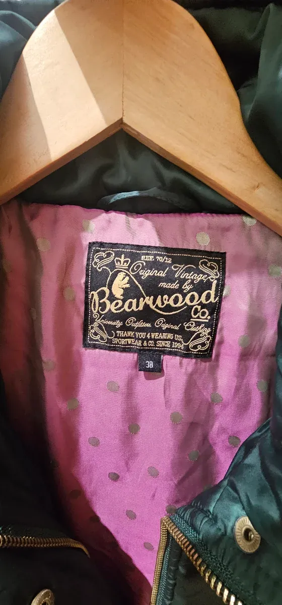 Abrigo Bearwood verde sin uso