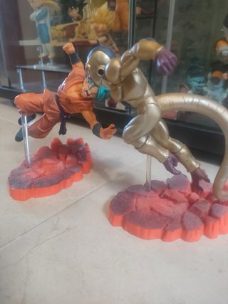 Figuras Goku Blue y Golden Freezer