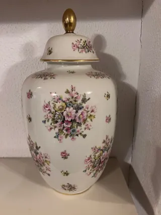 Vaso decorativo floreale con coperchio vintage
