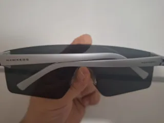 Gafas de sol Hawkers grises y plateadas