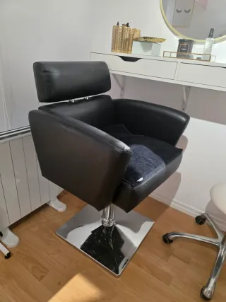Mobiliario  de peluquería  y estética