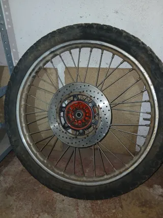 Rueda Delantera Aprilia Tuareg 125