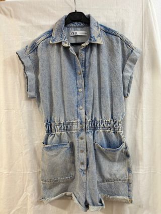 Mono vaquero corto Zara